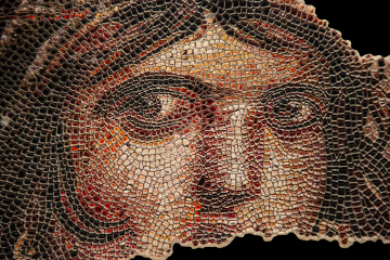 ZEUGMA (Çingene Kızı)