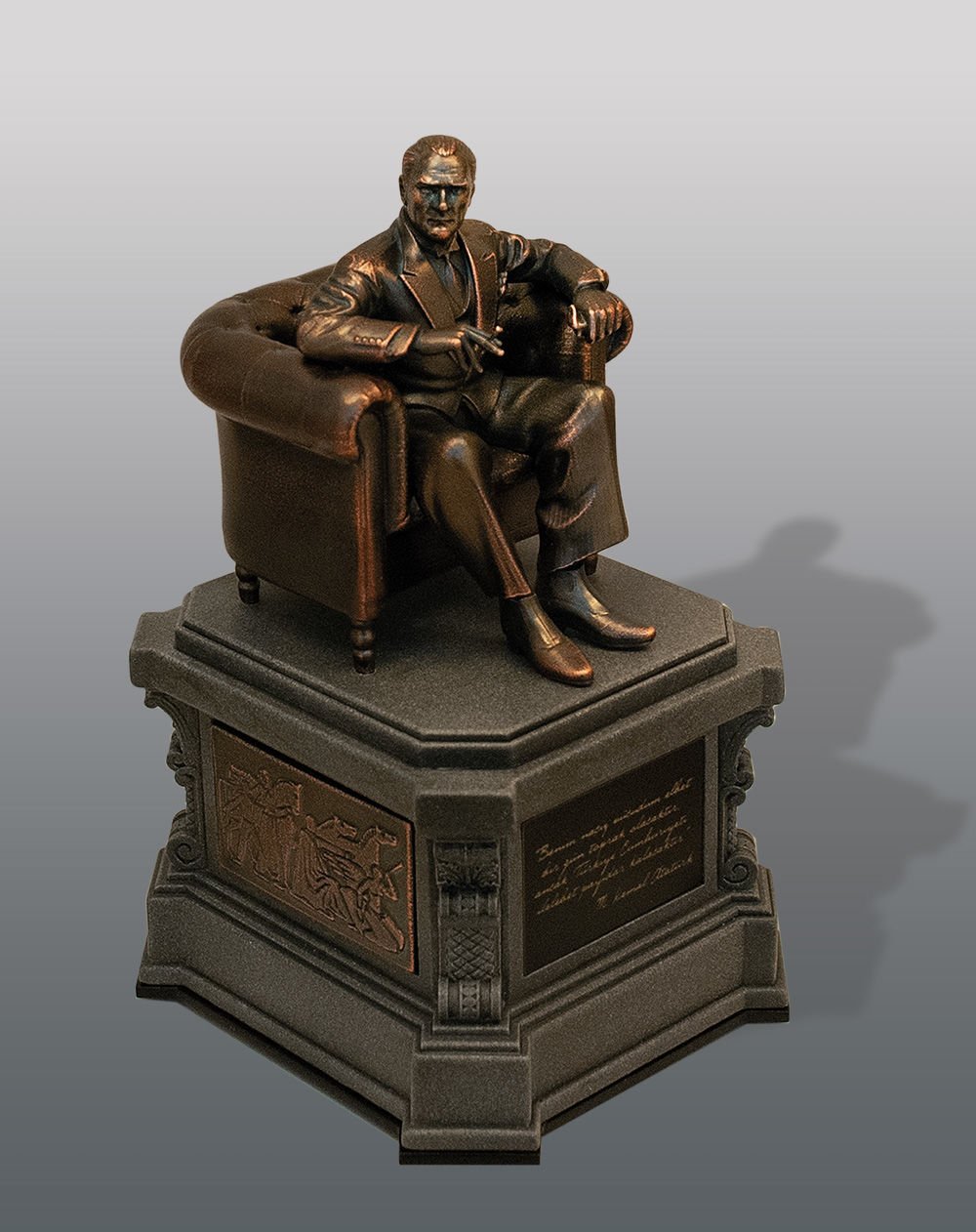 ATATÜRK KOLTUĞUNDA