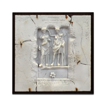 Taçlandırılan Afrodit (Metal Çerçeve)